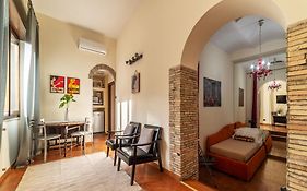 Piazza Navona Penthouse